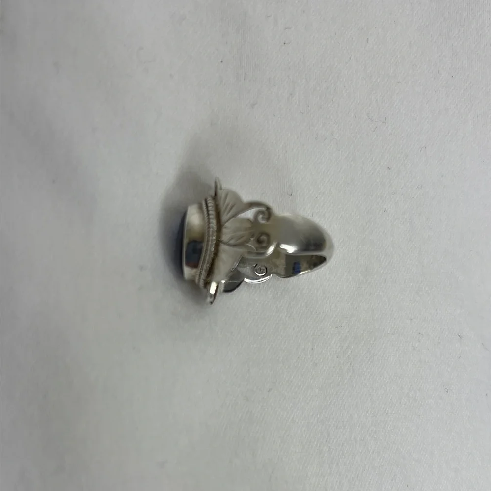 Sterling Silver and Blue Women's Ring Size 6.5 EUC